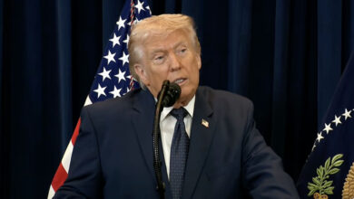 Photo of Демократите бараат проверка на способноста на Трамп за вршење на функцијата