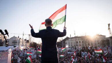 Photo of Првични резултати: Орбан губи, Маѓар во предност
