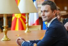 Photo of Нема да правиме уставни измени без јасни гаранции и предвидливост на патот кон ЕУ, вели Муцунски