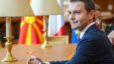 Photo of Нема да правиме уставни измени без јасни гаранции и предвидливост на патот кон ЕУ, вели Муцунски