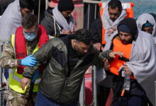 Photo of Би-Би-Си: Маскирани мигранти тајно работат за грчката полиција и бркаат други мигранти