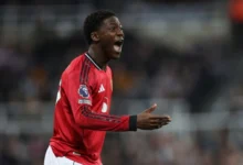 Photo of Манчестер јунајтед го продолжи договорот со Мејно