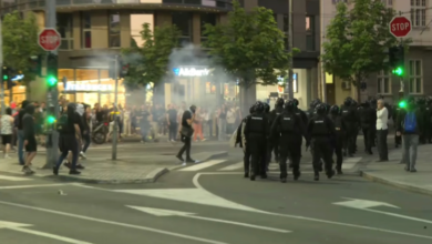 Photo of Протестот против Вучиќ ескалираше со експлозии и интервенција на полицијата