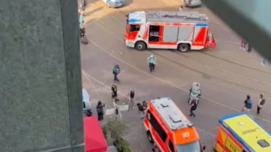 Photo of Две лица загинаа откако автомобил удри во група луѓе во Лајпциг