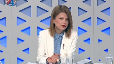Photo of Лукаревска: Реалноста е сиромаштија и скапи сметки, а не „трета економија во светот“