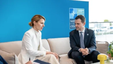 Photo of Муцунски до Петрова: Потребно е решение за билатералното прашање, македонскиот јазик, идентитет, култура и историја не можат да бидат предмет на разговори