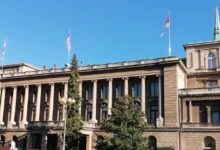 Photo of Суд во Хамбург му забрани на Шпигел да шири обвинувања дека Вучиќ е вмешан во „сафари во Сараево“, соопшти Кабинетот на претседателот на Србија