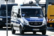 Photo of Осум лица тешко повредени во пожар на товарен брод во Хамбург