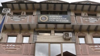Photo of ДУИ: Стоилковиќ наредил отстранување на натписите и ознаките на албански јазик на Агенцијата за примена на јазиците