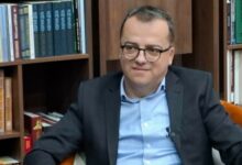 Photo of Проф. Бауш: Со овие владини институции, администрација, нашата економија не може да генерира повеќе од 4% економски раст
