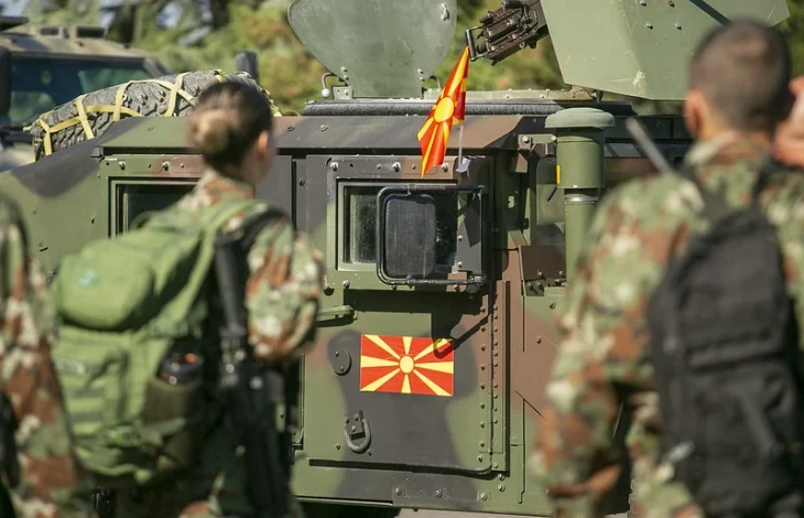 Photo of Македонија нема да испраќа војници во Украина, рече министерот Мисајловски