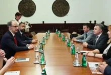 Photo of Средба на српскиот премиер со претставници на македонското национално малцинство: Северна Македонија е братска земја