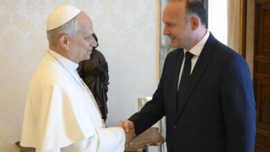 Photo of ФОТО: Гаши се сретна со папата Лав Четиринаесетти во Ватикан