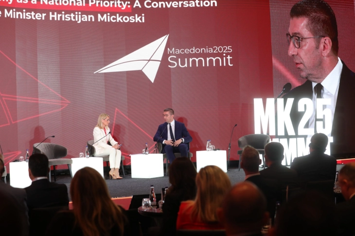 Мицкоски на Самитот на „Македонија 2025“: Поврзувањето е единствената равенка за поголем економски раст