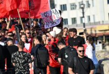 Photo of (ВИДЕО)  Тепачка на денешниот протест во Скопје, има уапсени