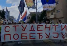 Photo of (Видео) Белград врие: Илјадници студенти и граѓани на улица против Вучиќ