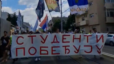 Photo of (Видео) Белград врие: Илјадници студенти и граѓани на улица против Вучиќ