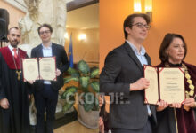 Photo of Синот на Стево Пендаровски добитник на признание за најдобро дипломиран студент на ФЕИТ