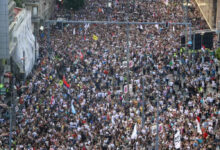 Photo of Академик на протестот во Белград: „Власта ја уништува Србија, студентите ќе победат“