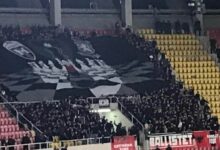 Photo of Срамни сцени од фановите на Шкендија: Свирежи на химната и навредлива кореографија за Вардар и ФФМ