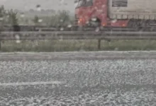 Photo of Силно невреме го зафати регионот: Град во Србија, хаос во Загреб и прекин на сообраќајот во БиХ