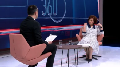Photo of Сиљановска-Давкова в среда на средба со Јотова во Софија