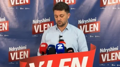 Photo of Елмази: Абази да отвори предмет за јавните набавки на заштитни огради на патиштата