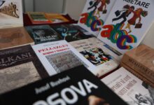 Photo of Меџити: Денес Скопје зборува на албански јазик преку гласот на книгите и силата на пишаниот збор