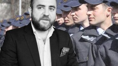 Photo of ЛЕВИЦА:ПОЛИЦАЈЦИТЕ СО ИСТРОШЕНИ УНИФОРМИ  ПОРАДИ КОРУПТИВНИТЕ ТЕНДЕРИ НА ТОШКОВСКИ