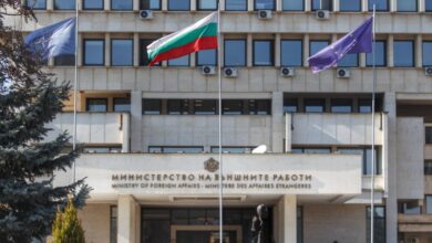 Photo of Бугарско МНР: Палењето на возилата е последица на агресивниот политички говор и поттикнувањето омраза