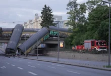 Photo of Tоварен воз падна од мост во Минхен
