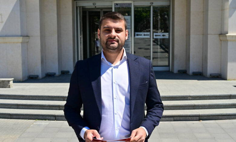 Photo of (ВИДЕО) Димитријевиќ: Дали постои дил меѓу Мицкоски и Јахоски – Пуцко Петрол за случајот „Мазут“?