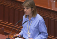 Photo of Лукаревска: Оптимизацијата на ВМРО носи неизвесност, страв и отпуштања за наставниците