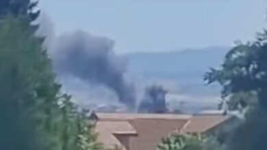 Photo of Црн чад над Гази Баба: неофицијално гори депонија во близина на Инџиково