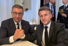 Photo of Рацин мк: Бугарите во Уставот е европско прашање, му шепна Макрон на Мицкоски и му понуди раме за плачење