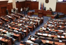 Photo of Собранието расправа за реконструкцијата на Владата: власта најавува засилени реформи, опозицијата обвинува за неуспех
