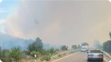 Photo of (Видео) Голем пожар кај Пробиштип, густ чад го отежнува сообраќајот на патот кон Штип