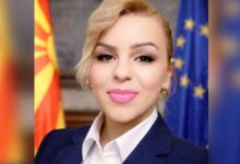 Photo of „Наместо да го осуди насилството, ми се обрати со навредливи зборови“ – Мирчевска вербално нападната од роднина на дете кое го тепало нејзиниот син