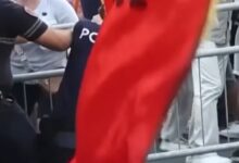 Photo of Во Тирана полицијата удри со водени топови и солзавец врз демонстрантите