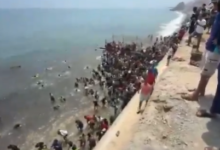 Photo of (ВИДЕО) Шпанија распоредува војска за ред во Сеута откако илјадници луѓе ја преминаа границата, Италија бара суспензија на Мадрид од Шенген