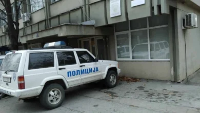 Photo of Син ѝ се заканувал на мајка си во филијала на банка во Неготино и нападнал полициски службеници