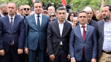 Photo of Помагаат ли Албин Курти и ВРЕДИ на протестите во Тирана за соборување на власта на Еди Рама?!