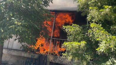 Photo of Видео: Пожар изби во магацин во Кисела вода