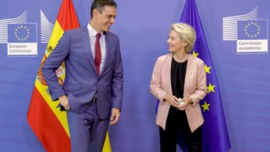 Photo of Фон дер Лајен го пофали Санчез за справување со мигрантската криза во Сеута
