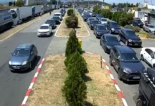 Photo of АМСМ: На Табановце за влез и излез во земјава и на Богородица за излез се чека од 40 минути до еден час