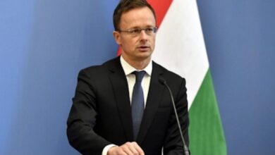 Photo of Поднесена пријава против Петер Сијарто поради сомнеж за примање мито