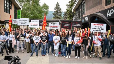 Photo of „САКАМ ДА РАБОТАМ“ ДО ХЕРА МЛАДИ: ЛЕГАЛНИТЕ ИГРИ НА СРЕЌА НЕ СЕ ЗАКАНА!