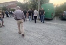 Photo of (Видео) Во Ново Село Организираната криминална група прати насилници да ги тепаат младите – затоа што се плашат од вистината