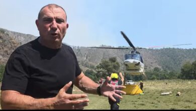 Photo of (ВИДЕО)Хеликоптер полни вода од базен за да заштеди на време во борба со пожарот во Македонски Брод
