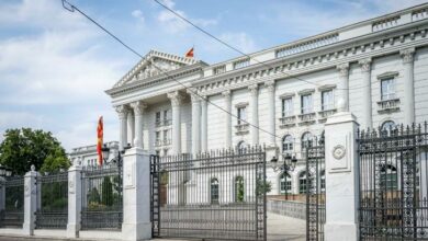 Photo of Владата очекува од директорот Китановиќ да се повлече доколку не се согласува со ставот дека Ратко Младиќ е осуден за геноцид